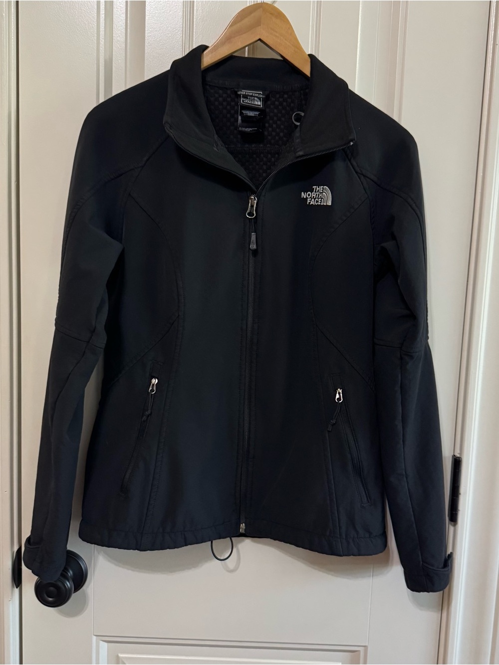 The North Face Women's Apex Bionic Softshell Jacket - Black, Size Small